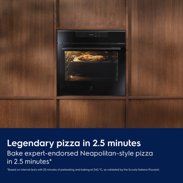 Electrolux Pizza Expert KR oven with a pizza inside 