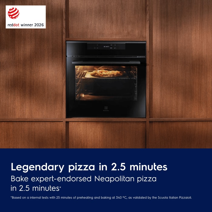 Electrolux Pizza Expert KR oven with a pizza inside