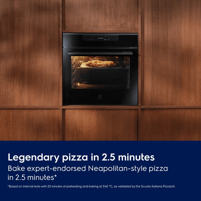 Electrolux Pizza Expert KR oven with a pizza inside 